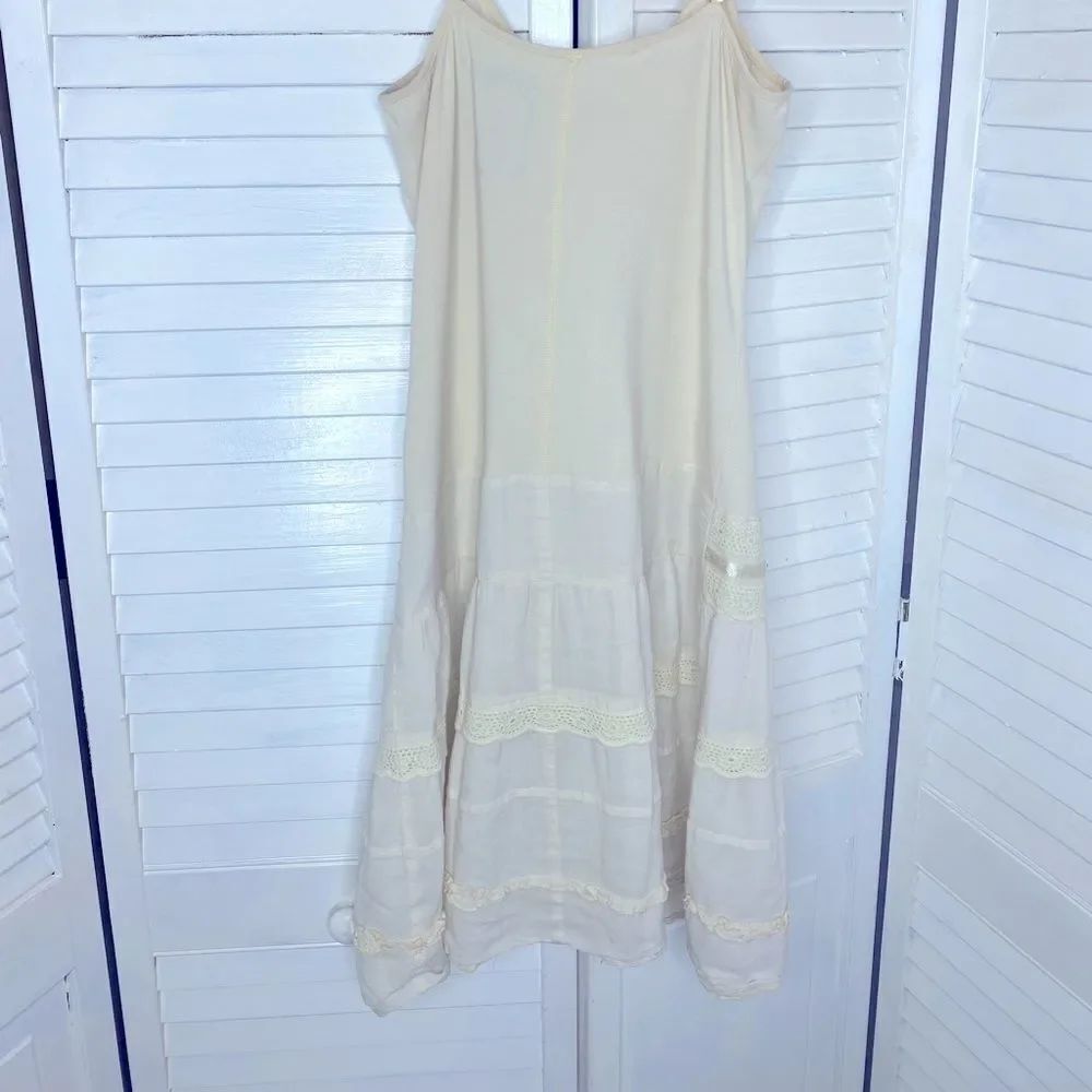 Cream V-Neck Dress - Picture 11 of 11